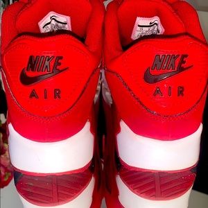 Boys Nike Airmax 90 size 7y